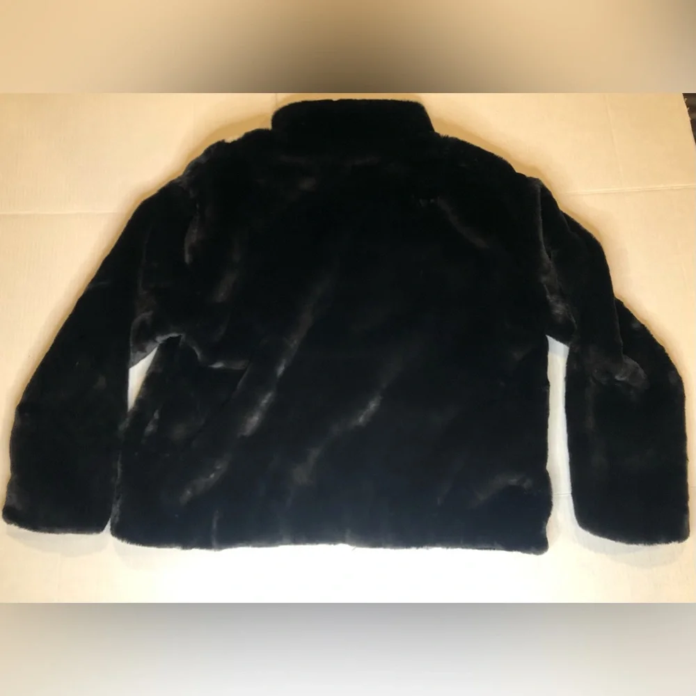 Nwt Womens Nike Sportswear Black Oversized Swoosh fuzzy Fleece Jacket sz: m $175 - Picture 8 of 8
